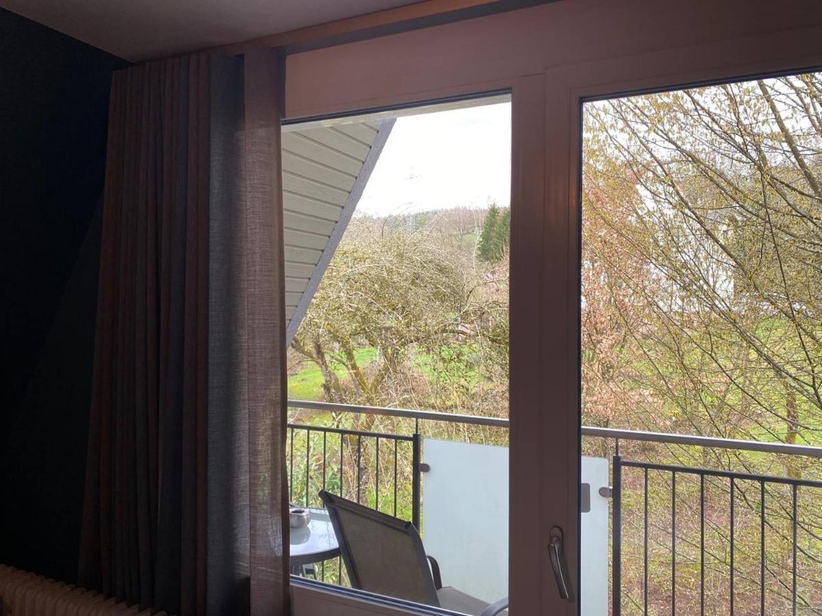 Hotel Cafe Gaestehaus Stefanie Partenstein Экстерьер фото